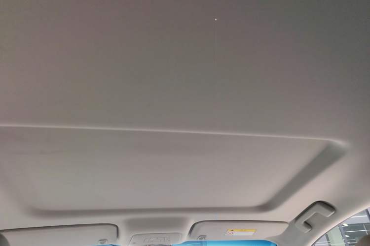 Used Buick GL8 2023 Land Executive Class Comfort Model