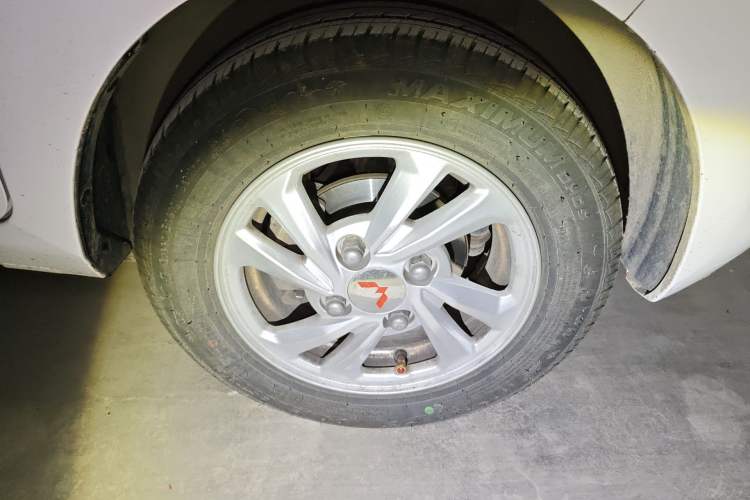 Used Wuling Hongguang MINIEV 2022 Easy Version Lithium Iron Phosphate
