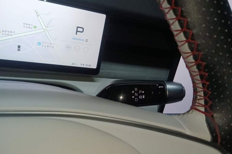 Used XPeng X9 2024 702 Ultra-Long Range Max
