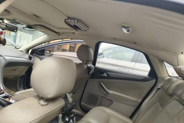 Used Ford Mondeo 2011 2.3L Fashion Edition
