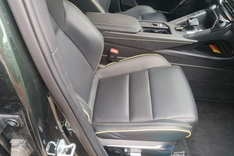 Used Lynk & Co 06 2023 Remix 1.5T Hero