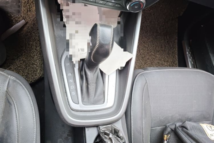 Used Ford Escort 2015 1.5L Automatic Fashion Model
