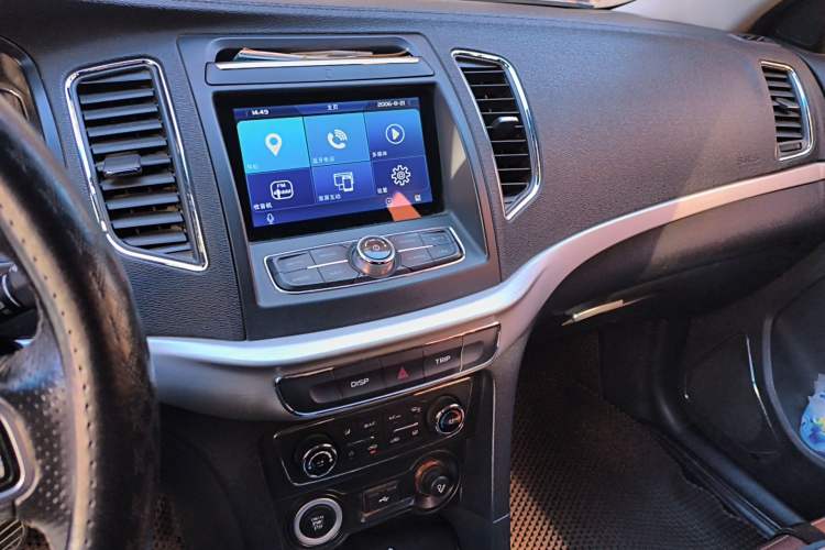 Used Geely Auto Vision 2017 1.5L Automatic Happiness Edition Audio And AC Panel