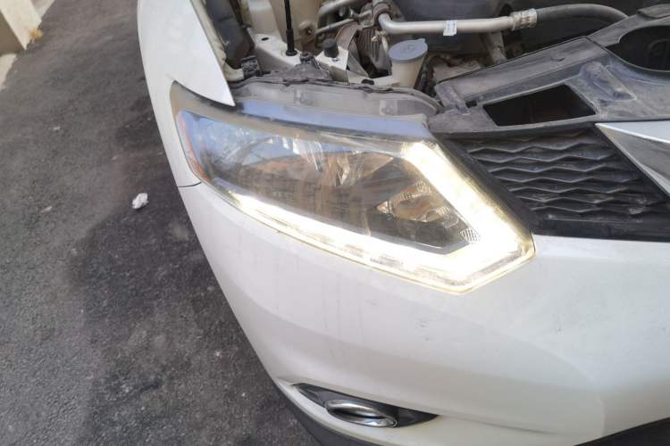 Used Nissan X-Trail 2014 2.5L CVT Luxury Edition 4WD
