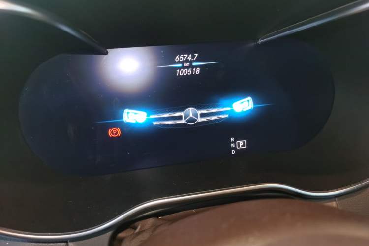 Used Mercedes-Benz GLC 2020 Facelift GLC 260 L 4MATIC Luxury Edition Instrument Cluster