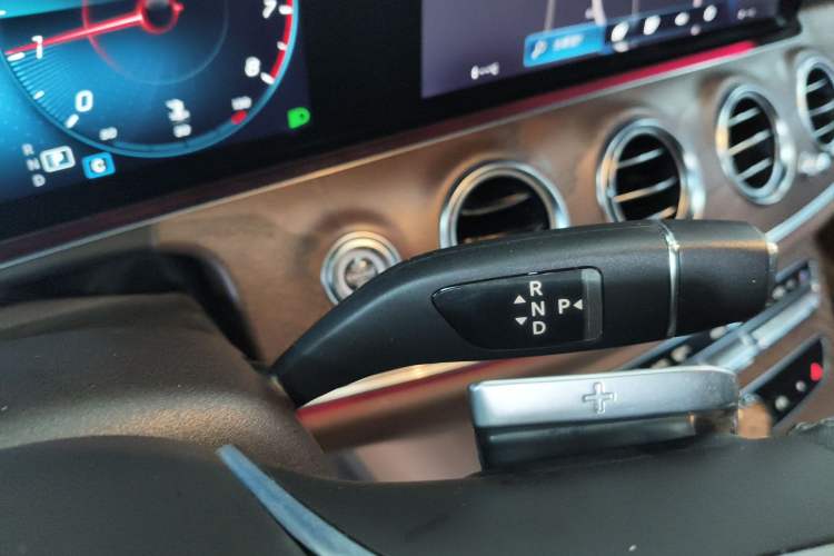 Used Mercedes-Benz E-Class 2022 Updated E 300 L Luxury Edition