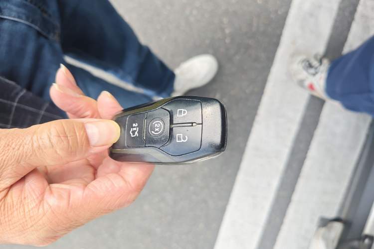 Used Lincoln MKC 2014 2.0T Four-Wheel Drive Luxury Edition
