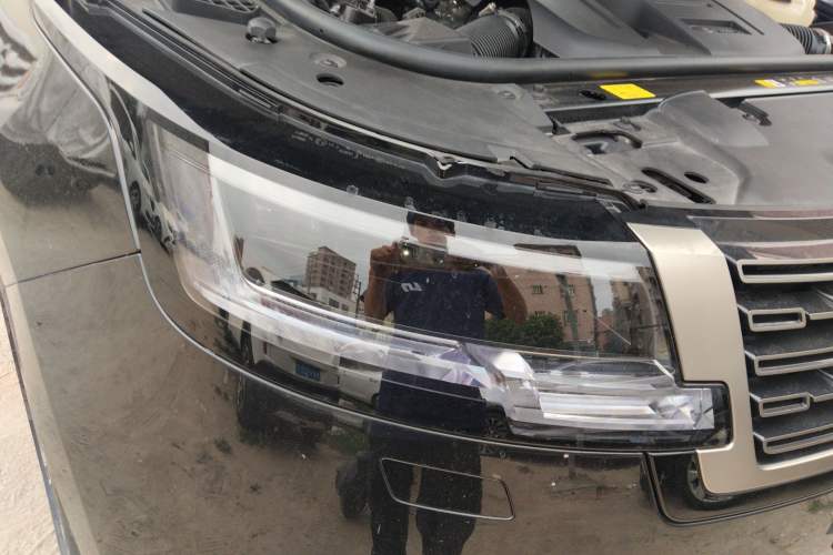 Used Land Rover Range 2025 3.0 L6 400 PS Extended Luxury Edition Right Front Headlight