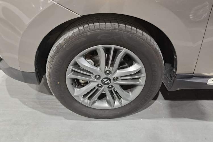 Used Hyundai ix35 2015 2.0L Automatic 2WD Smart Type China IV
