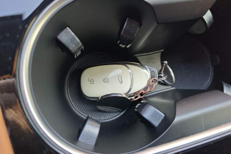 Used Li Auto ONE 2021 Extended-Range 6-Seater Version Interior 1