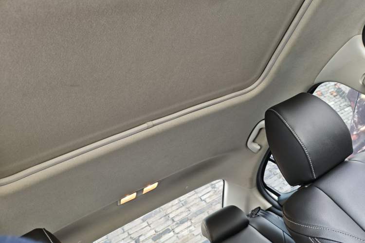 Used Mazda Mazda 3 Axela 2017 Sedan 1.5L Automatic Luxury Model China VI Standard