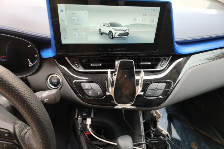 Used Toyota C-HR 2023 2.0L Comfort Edition Audio And AC Panel