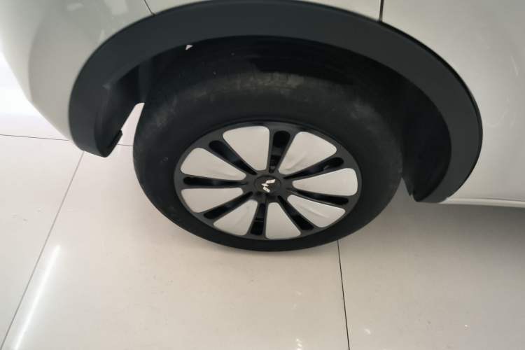 Used Wuling Bingo 2023 410 km Lingxi Deluxe Edition
