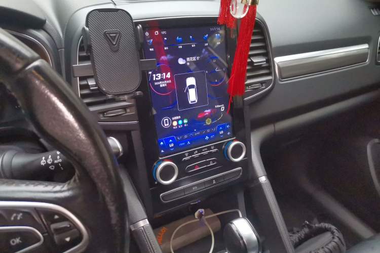 Used Renault Koleos 2017 2.0L Two-Wheel-Drive Leading Edition