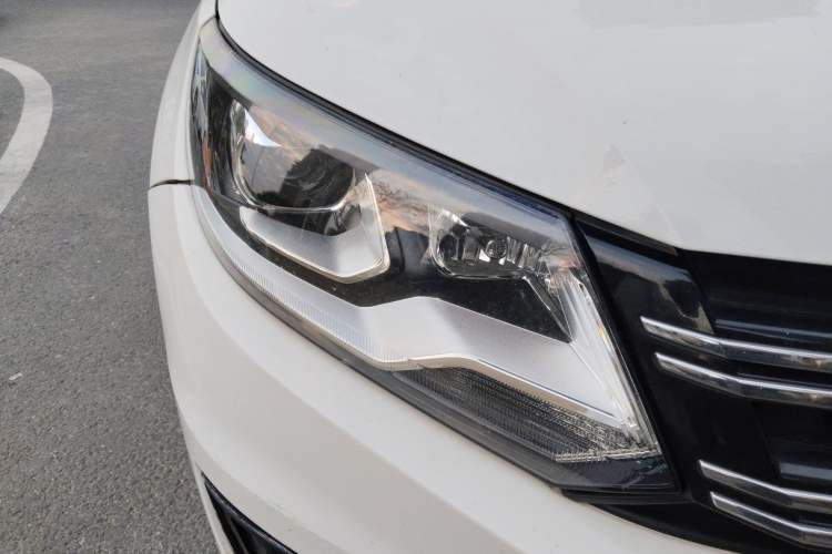 Used Volkswagen Tiguan L 2016 280TSI Automatic Two-Wheel-Drive Silk Road Style Edition