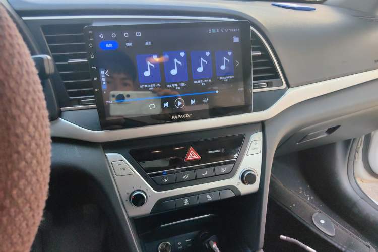 Used Hyundai Elantra (6th Generation / Lingdong) 2016 1.6L Manual ZhiXuan·Youth Edition Audio And AC Panel