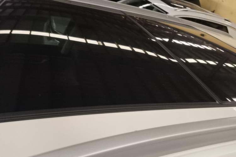 Used Cadillac XT5 2017 Anniversary Edition 25T Luxury Model
