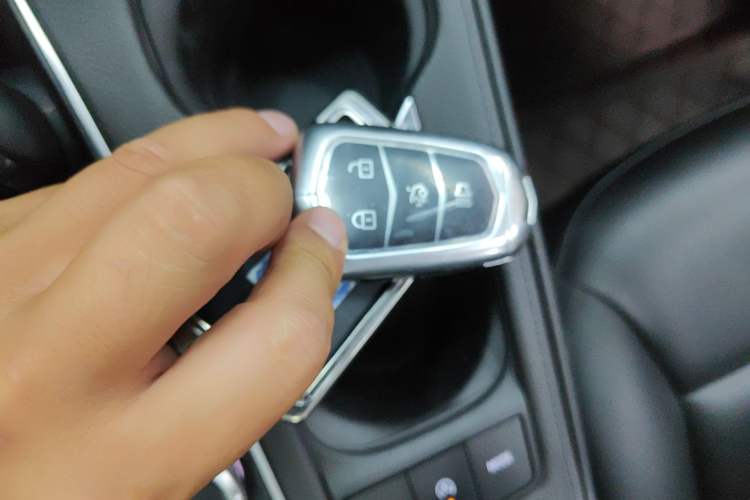 Used Cadillac XT4 2021 28T Two-Wheel Drive Leading Version