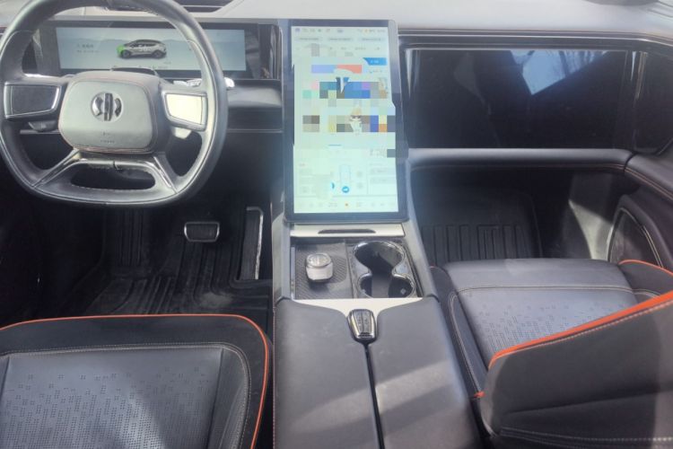 Used HiPhi X 2021 Founder Edition 6-seater Center Console