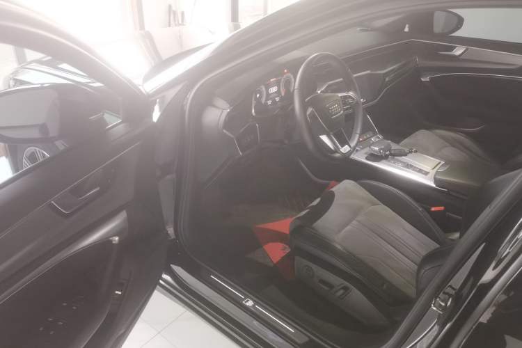 Used Audi A6L 2021 40 TFSI Luxury Dynamic Edition Driver Seat