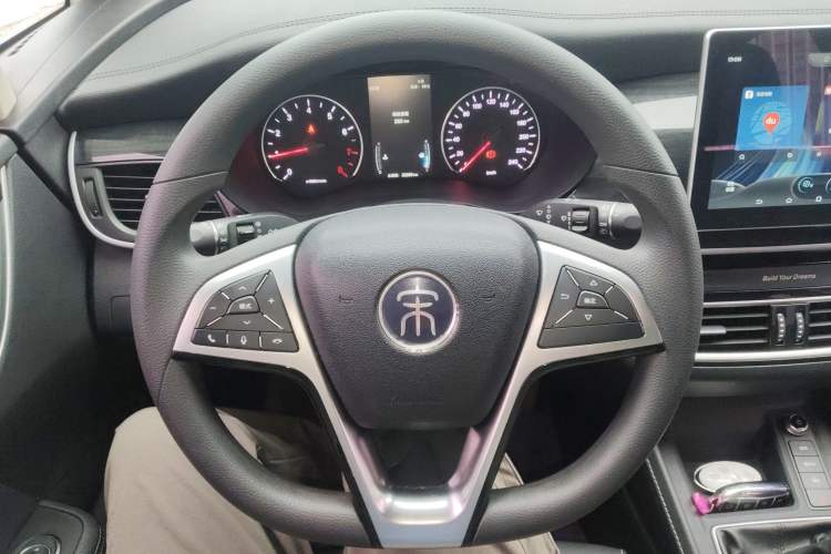 Used BYD Song MAX 2019 1.5T Manual Smart Connect Ruiyi Model 6 Seats China V Standard
