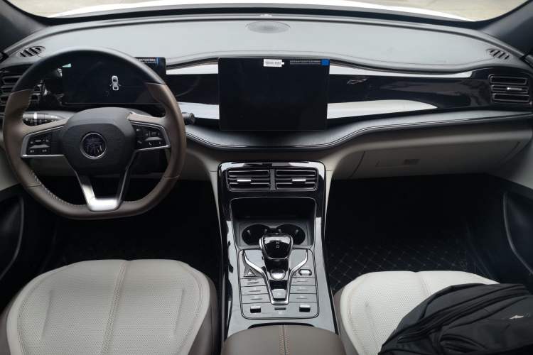 Used BYD Qin PLUS 2024 HONOR Edition DM-i 55KM Leading Model