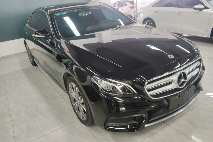 Used Mercedes-Benz E-Class 2020 Restyled E 300 L Sporty and Stylish Edition Front Right 45 Deg