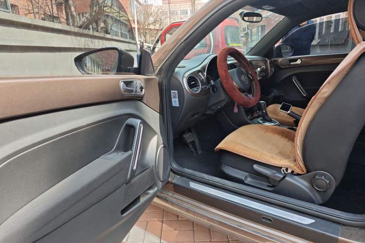 Used Volkswagen Beetle 2014 1.2TSI Fashion Edition Driver Seat