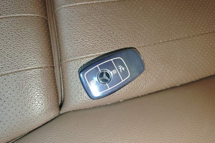 Used Mercedes-Benz E-Class 2018 Facelift E 200 L
