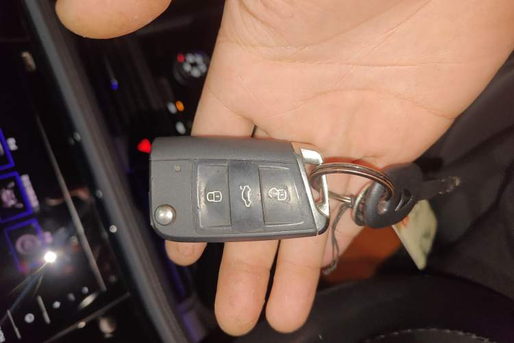 Used Volkswagen Sagitar 2021 200TSI DSG Comfort Connect Edition Vehicle Key