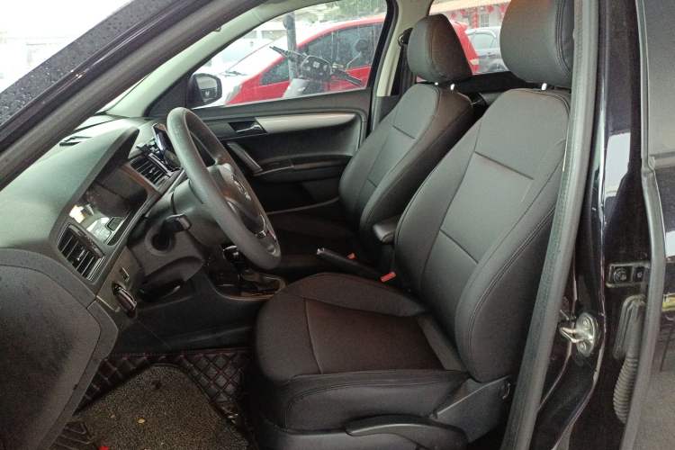 Used Volkswagen Lavida 2013 Revised Classic 1.6L Automatic Fashion Edition