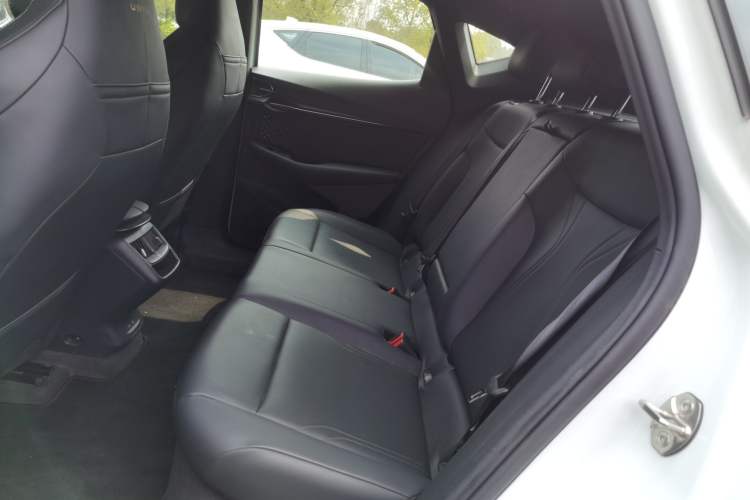Used Volkswagen ID.UNYX 2024 Ultra Long-Range Version Left Rear Seat