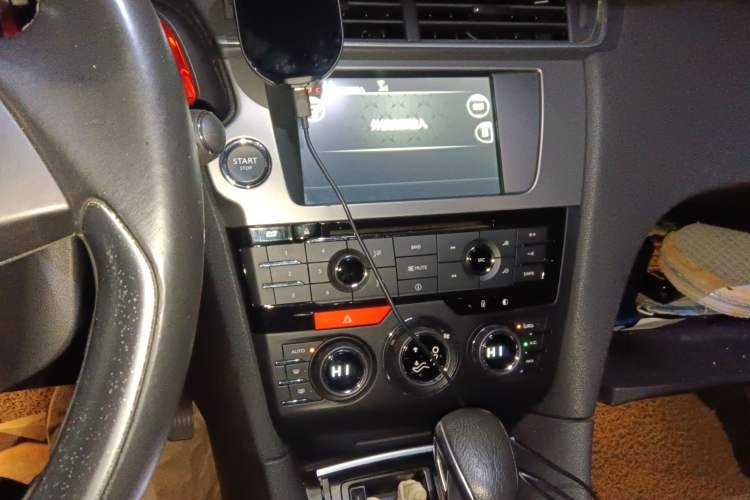 Used DS 5LS 2014 1.6T Luxury Edition THP160