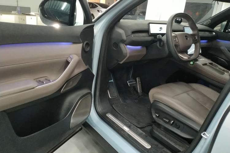 Used Nio ES7 2022 75 kWh Driver Seat