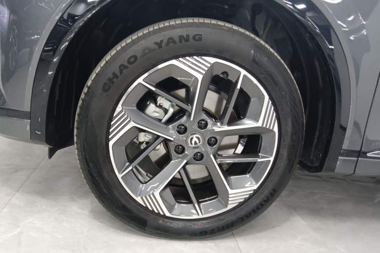 Used CHANGAN CS75 PLUS 2025 4th Generation 1.5T New Blue Whale Smart Luxury Edition