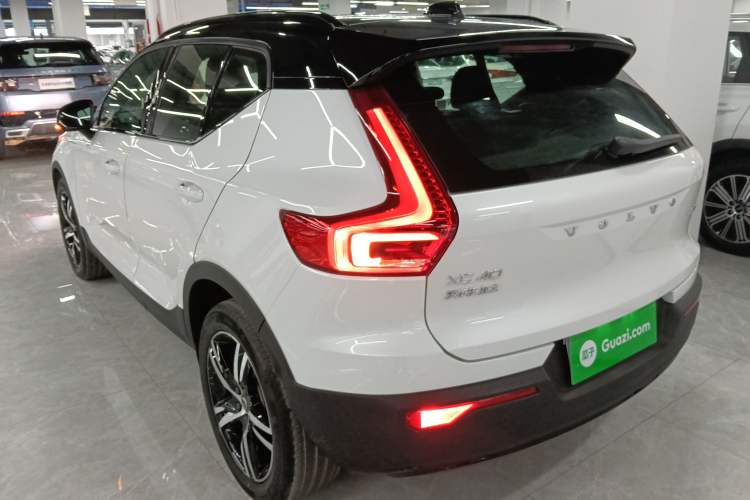 Used Volvo XC40 2021 T4 Four-Wheel Drive Smart & Sporty Edition

