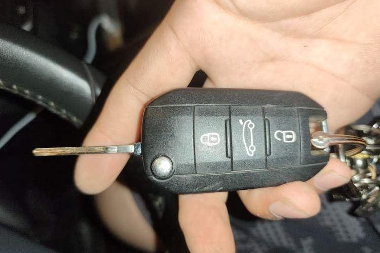 Used Peugeot 408 2019 360THP Automatic Luxury Edition China VI Standard Vehicle Key