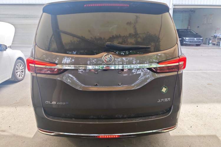 Used Buick GL8 2023 Land Executive Class 652T Luxury Model
