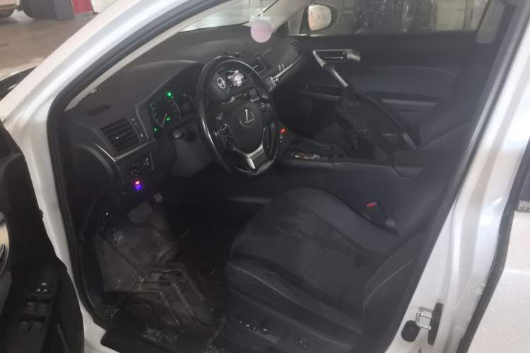 Used Lexus CT 2017 CT200h Elite Edition Solid Color China V Standard