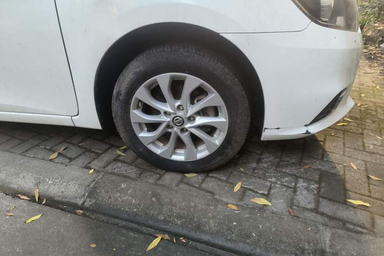 Used Nissan Sylphy 2018 1.6XV CVT Deluxe Edition Right Front Wheel Hub