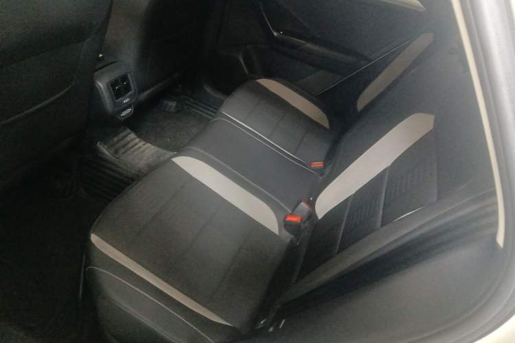 Used Volkswagen T-ROC 2019 230TSI DSG Two-Wheel-Drive Advanced Version China VI Standard