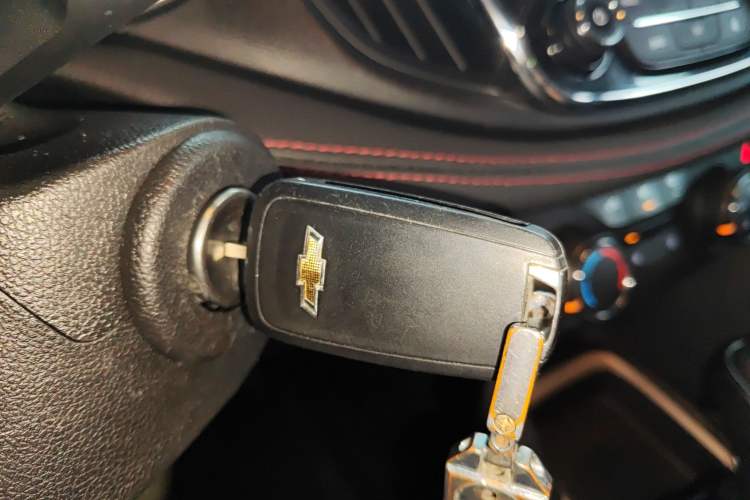 Used Chevrolet Monza 2020 Light Hybrid RS 330T Automatic Comfort Edition