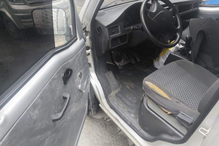 Used Wuling Zhiguang 2020 1.2L Practical Model China VI LSI