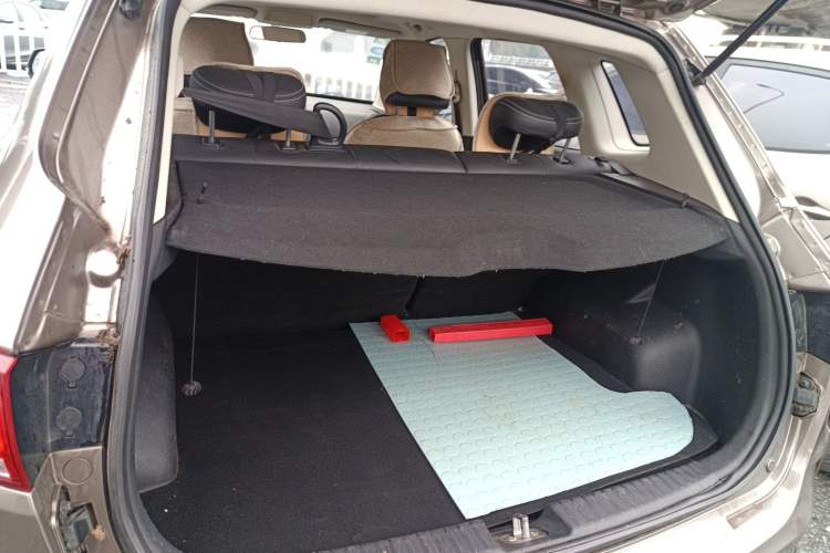 Used Bestune X40 2017 1.6L Automatic Prestige Edition
