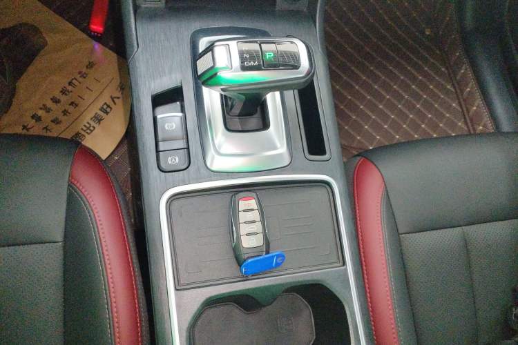 Used Haval H6 Coupe 2021 Smart Connect Version 1.5T Automatic Two-Wheel Drive Elite Model Gear Lever