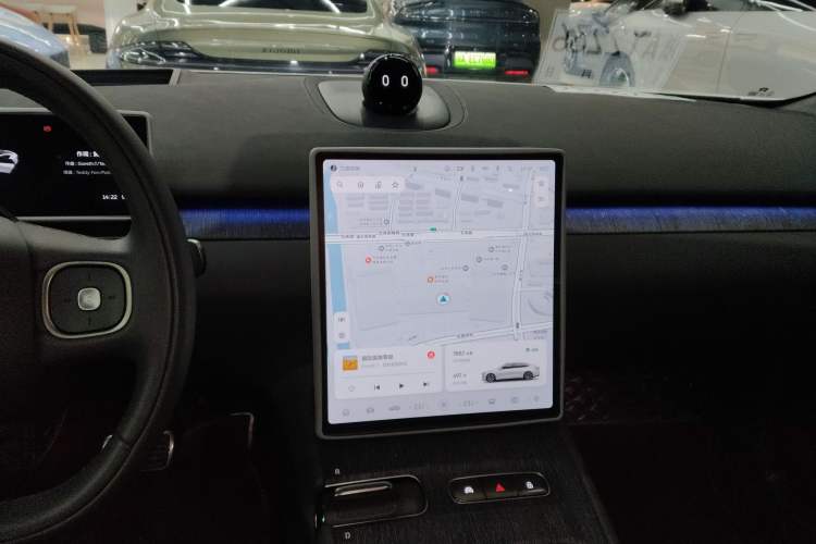 Used Nio ET7 2024 75 kWh Executive Signature Edition Audio And AC Panel