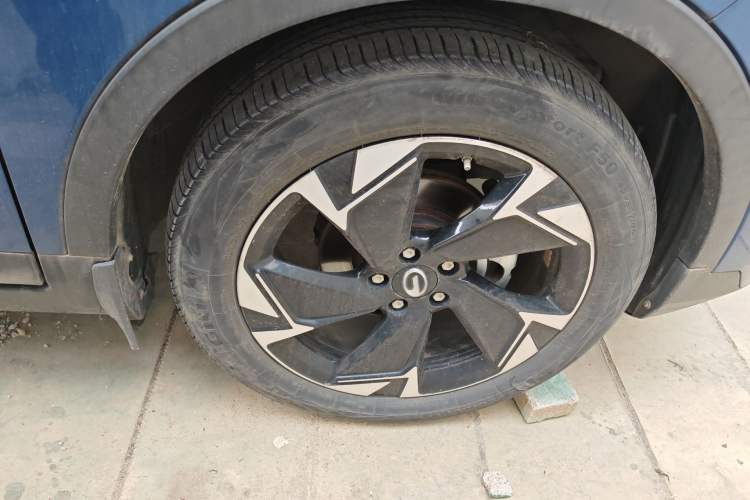 Used GAC Trumpchi GS3 2021 POWER 270T Automatic Luxury Edition Right Front Wheel Hub