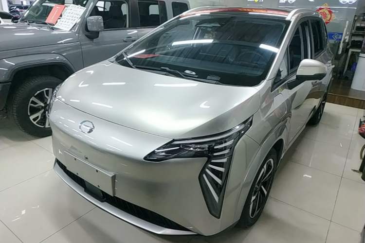Used AION Y 2023 Younger Star Edition