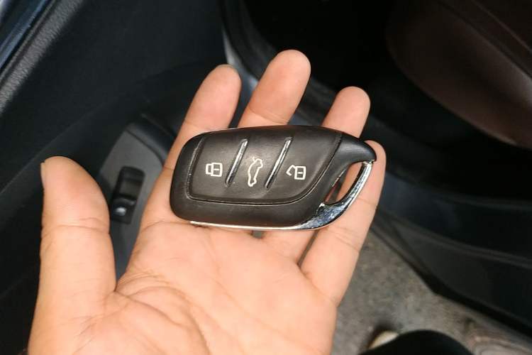 Used Roewe RX3 2021 PRO 1.6L Manual Flagship Model