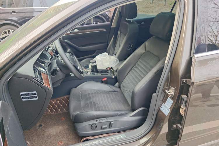 Used Volkswagen Magotan 2017 330TSI DSG Luxury Model Left Front Seat